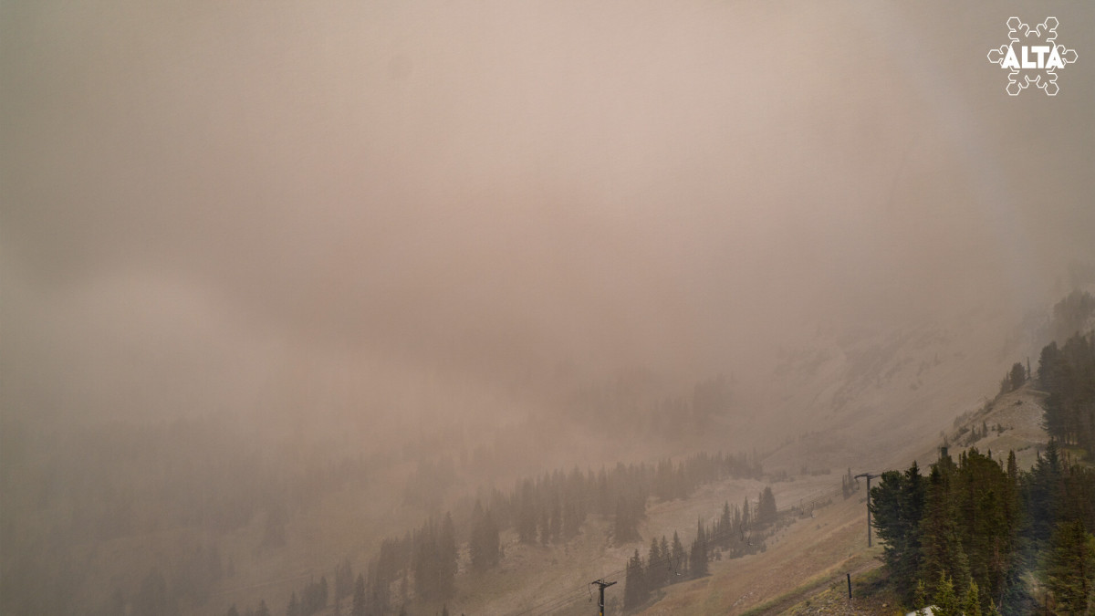 Utah Ski Resorts Graced by First Snowfall of the Season