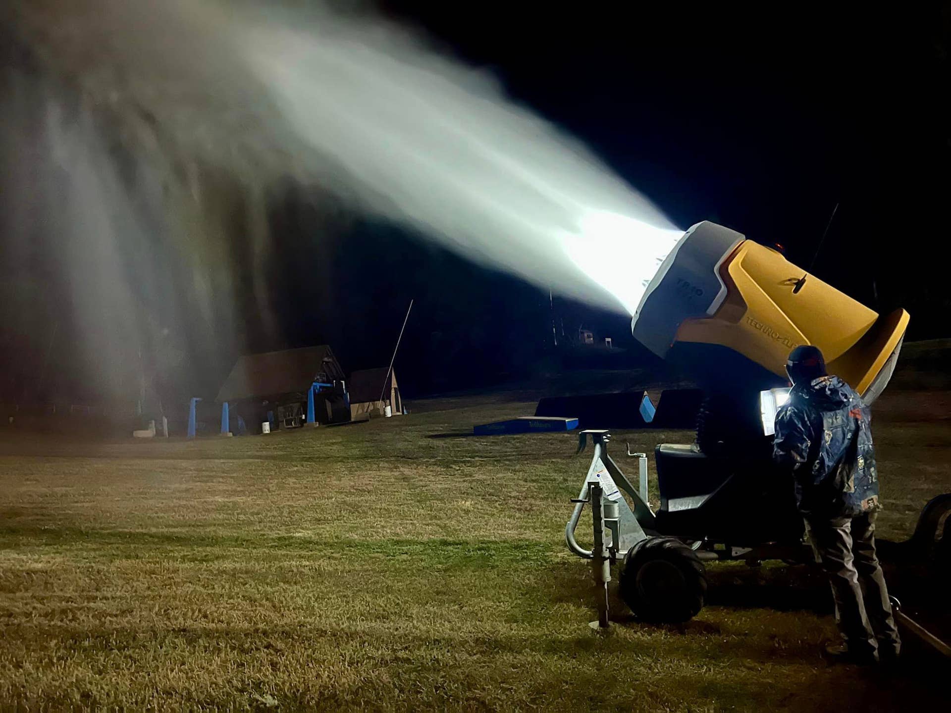Wisconsin Ski Area Makes Snow for First Time This Season