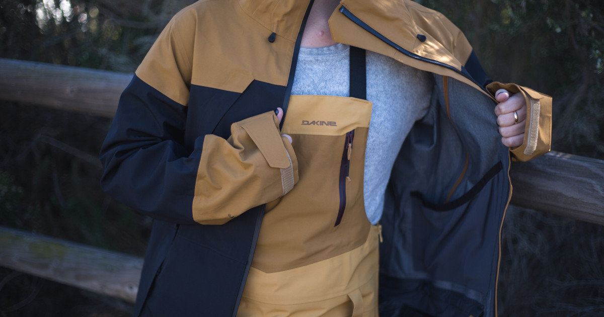 DAKINEジャケット Dakine's New Kit for Women - Powder