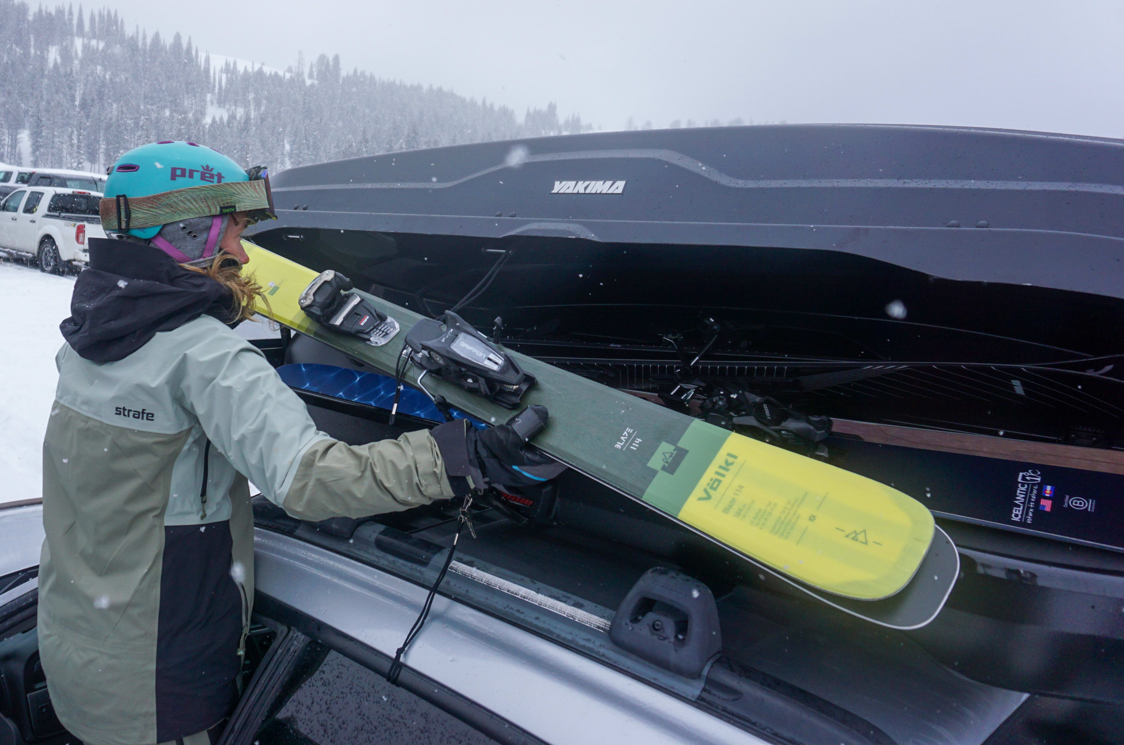 yama⭐️　18BOX Yakima Skybox NX 18 Cargo Carrier: Full Review - Powder
