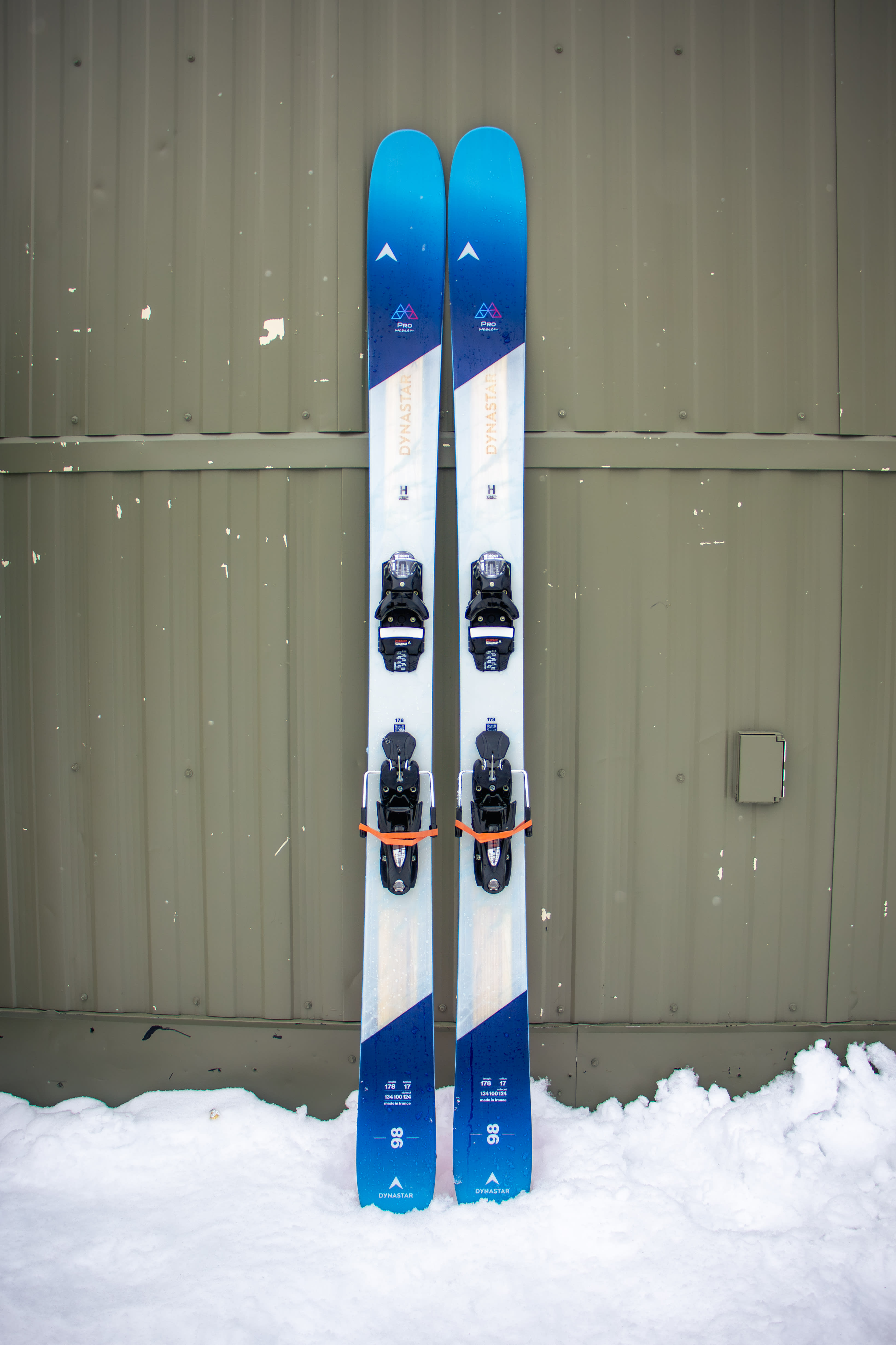 Dynastar Women's M-Pro 98 W Skis Review - Powder