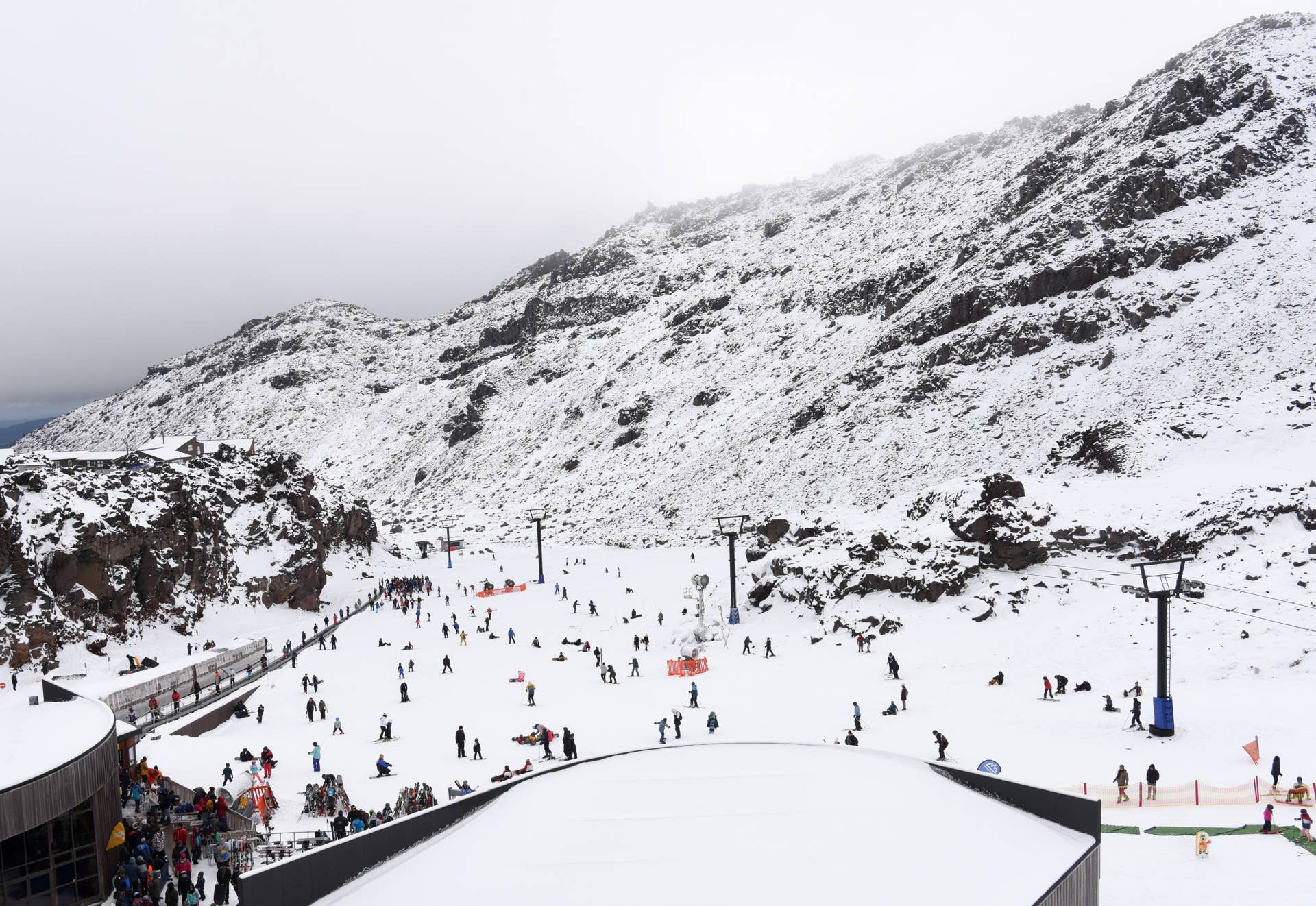 The 7 Best Ski Resorts in New Zealand - Powder