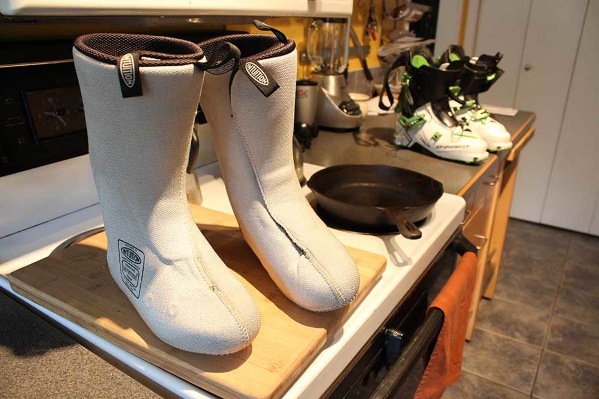 heat moldable liner snowboard boots