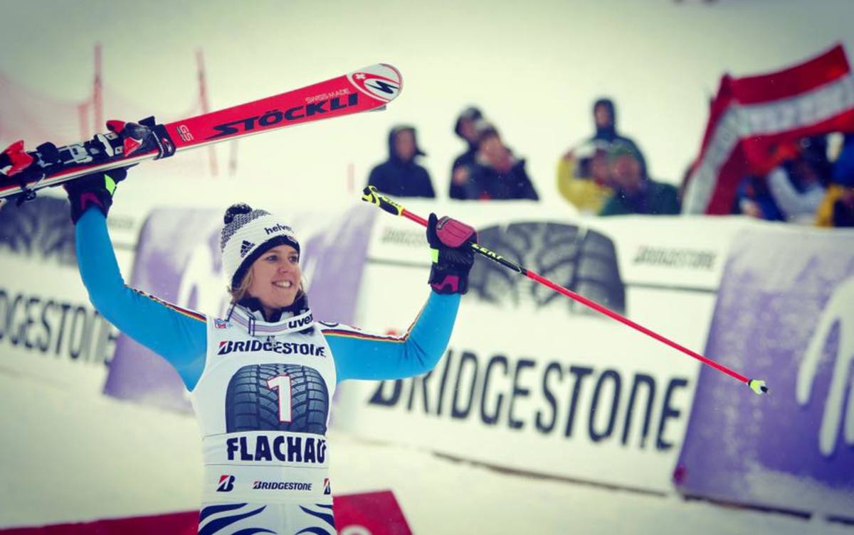 Viktoria Rebensburg lifts skis